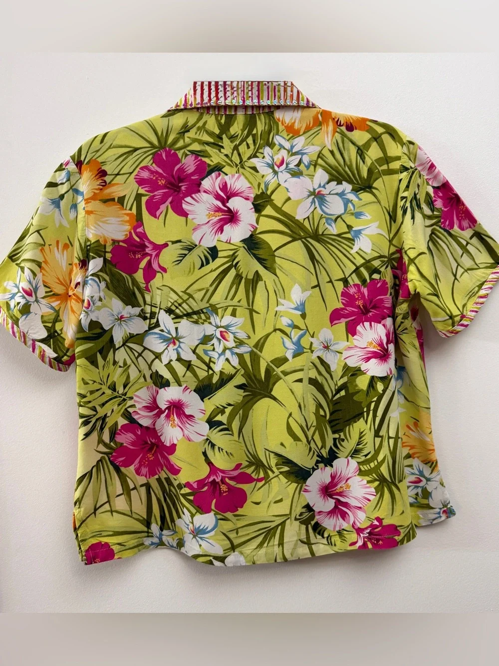 Usindo bright tropical